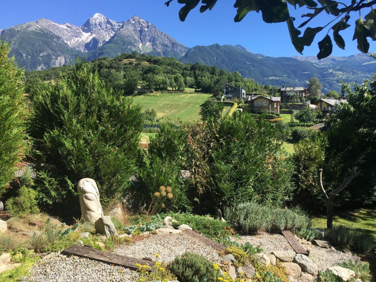 Aosta Stunning Panoramic Views From Modern Two Bedroom Apartment Exterior foto